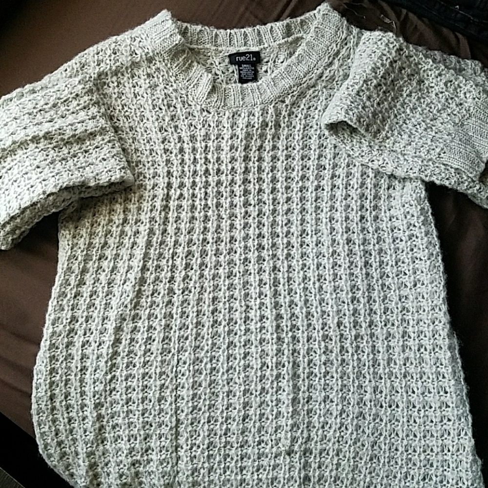 Women's sweater
